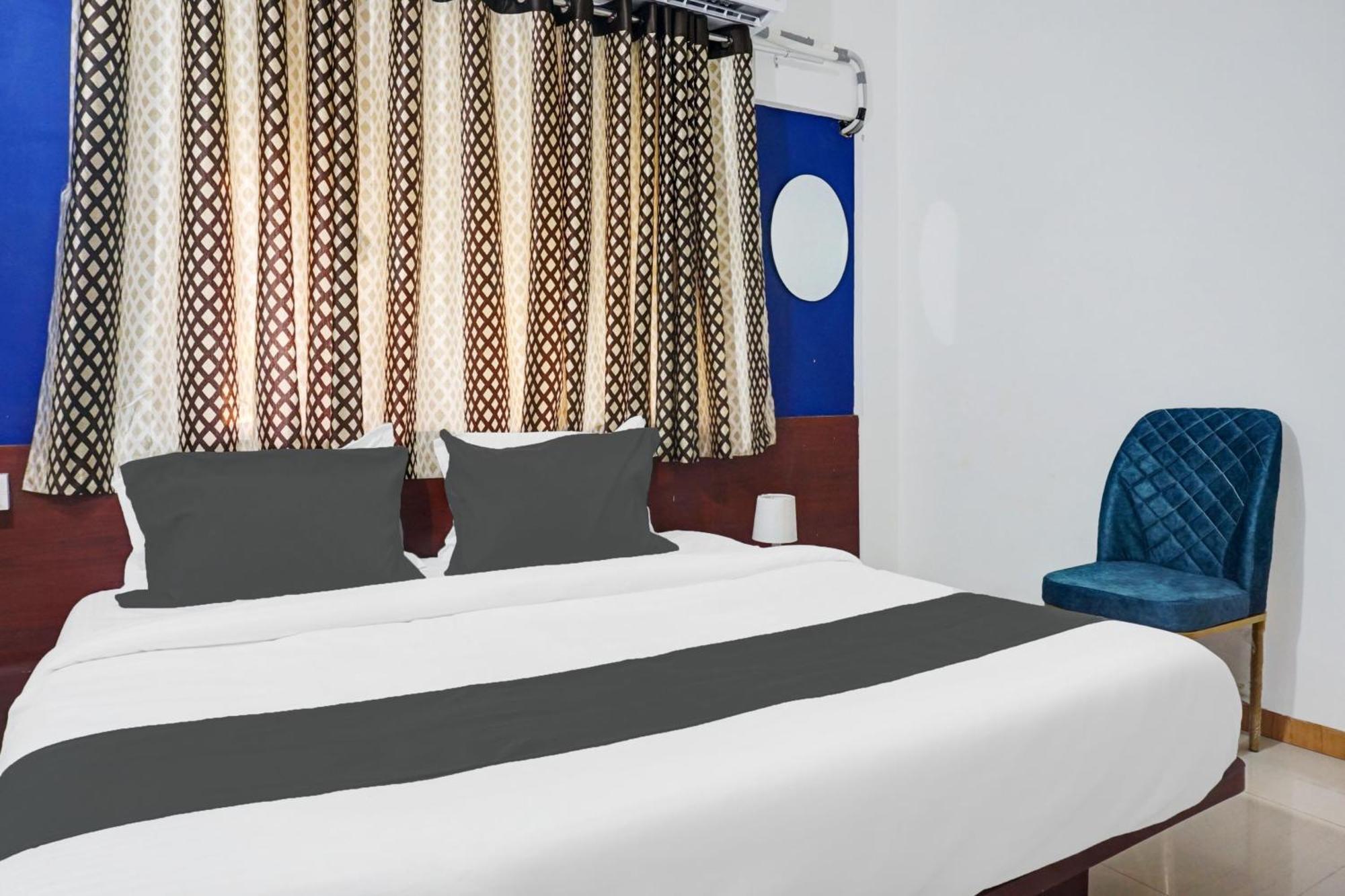 Hotel O Nisarg Villa Pune Ngoại thất bức ảnh