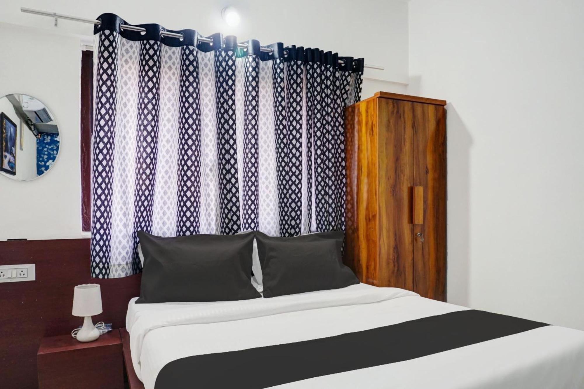Hotel O Nisarg Villa Pune Ngoại thất bức ảnh